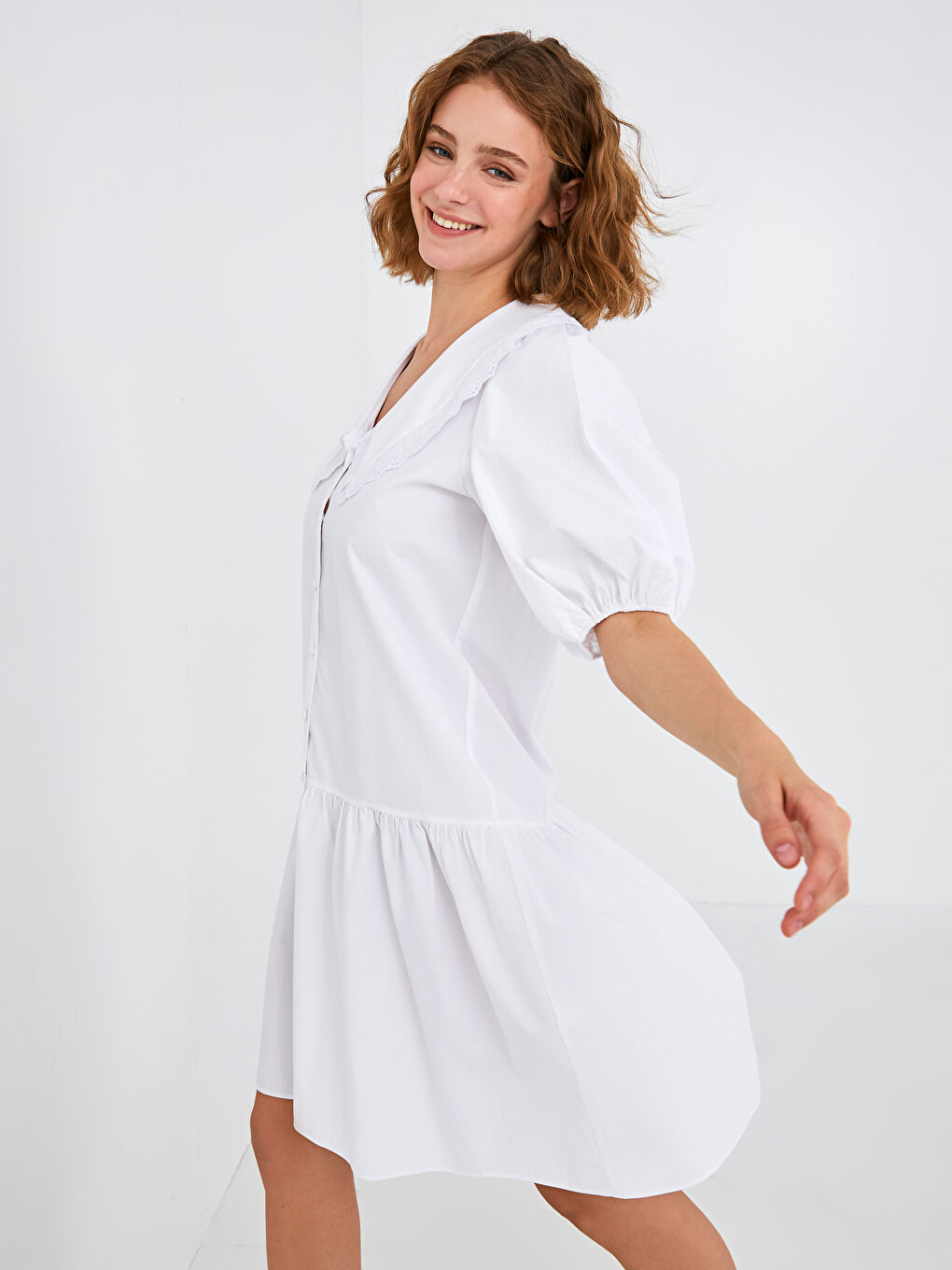 Beyaz Appleline Fisto Detaylı Poplin Elbise-2