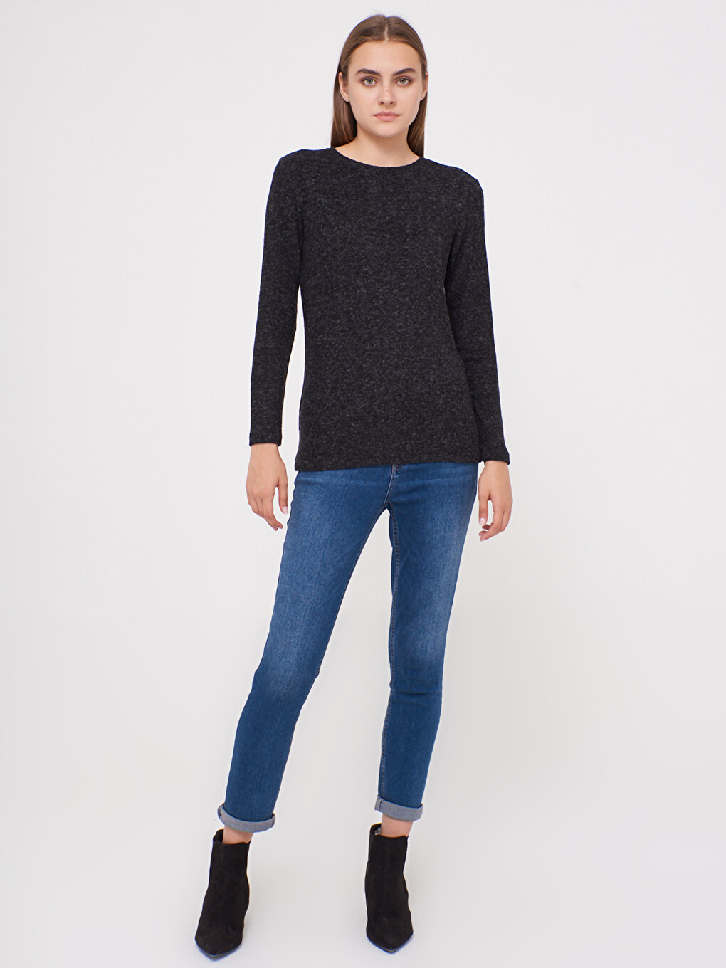 Crew Neck Long Sleeve Textured T-shirt-4