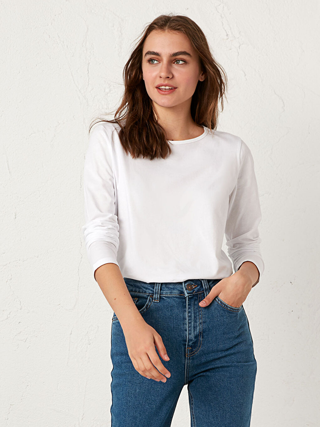 Beyaz Bisiklet Yaka Uzun Kollu Basic Tişört-1