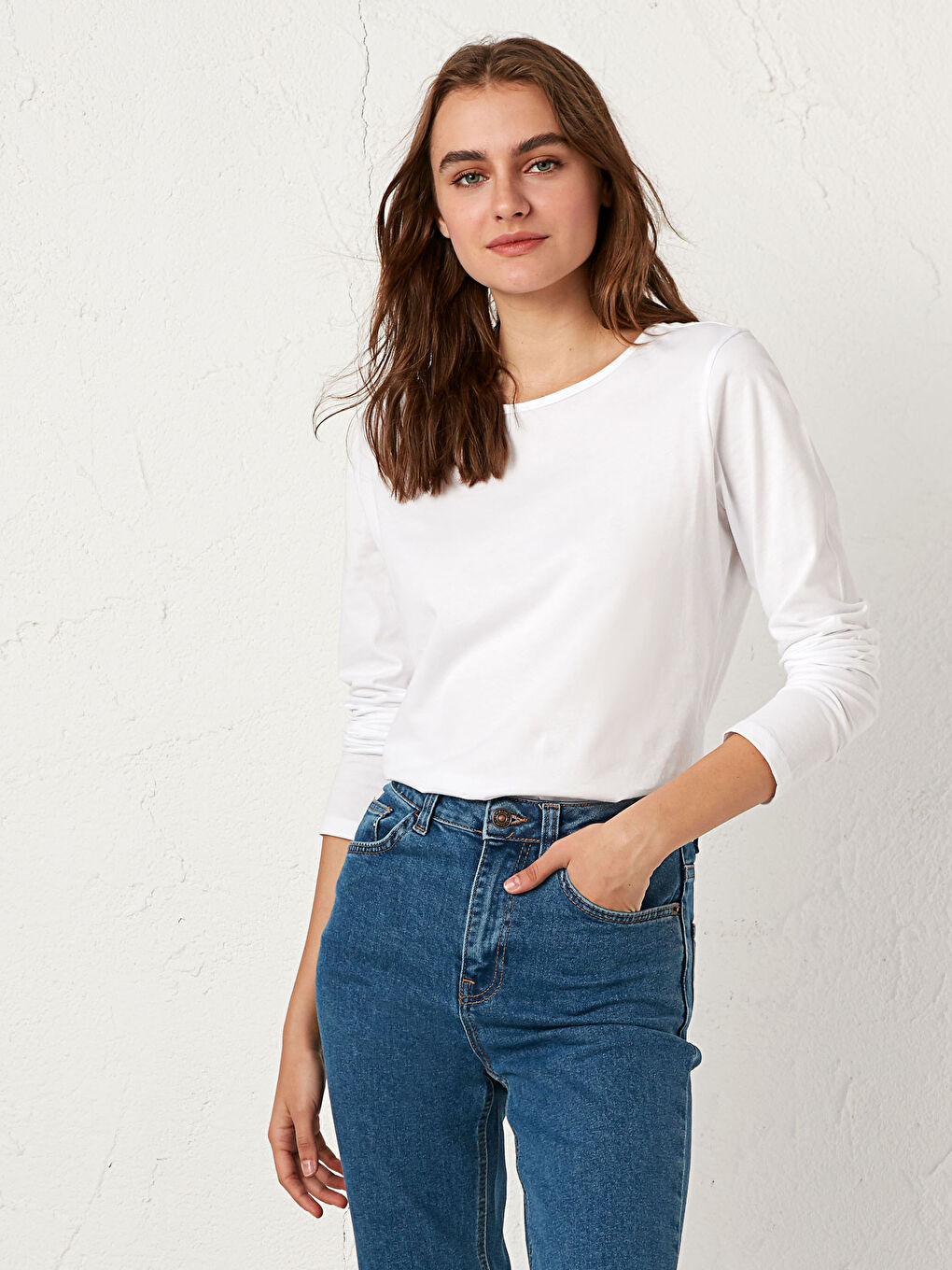 Beyaz Bisiklet Yaka Uzun Kollu Basic Tişört-2