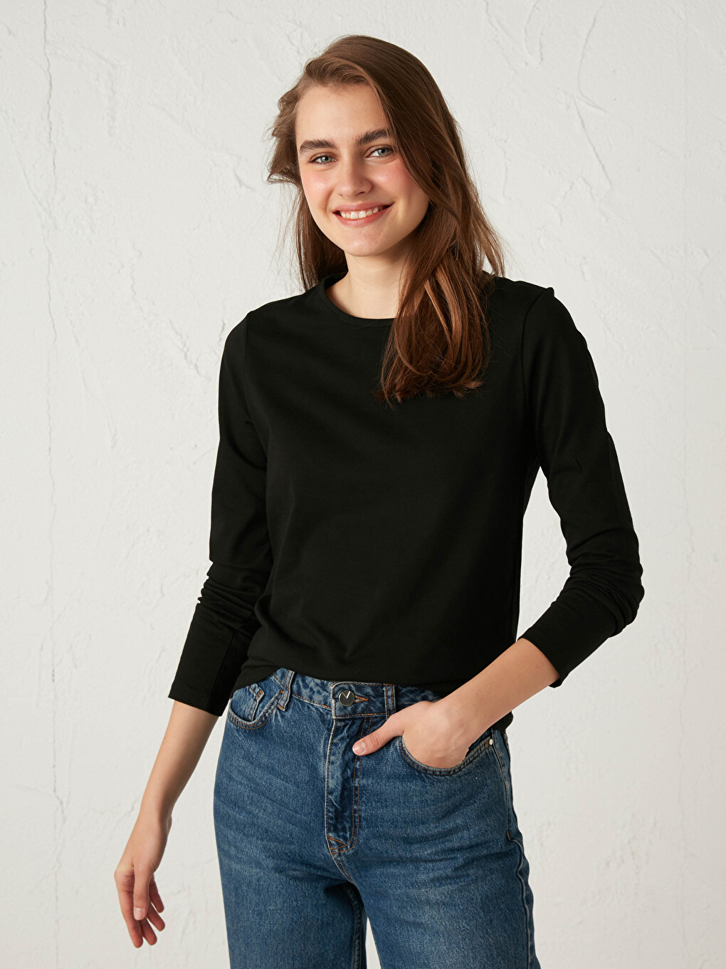 Crew Neck Long Sleeve Basic T-Shirt
