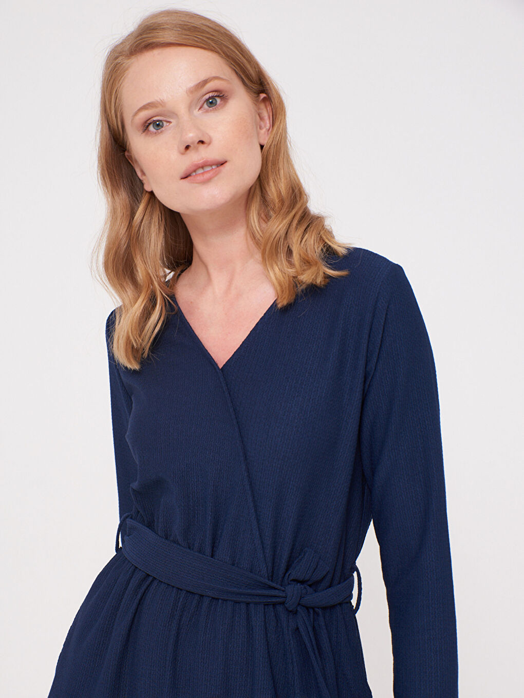 Lacivert Beli Bağlama Detaylı Elbise-3