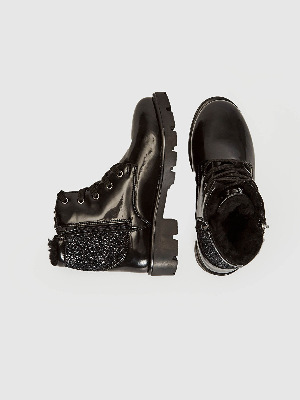 Siyah Kız Çocuk Bağcıklı Bot-3