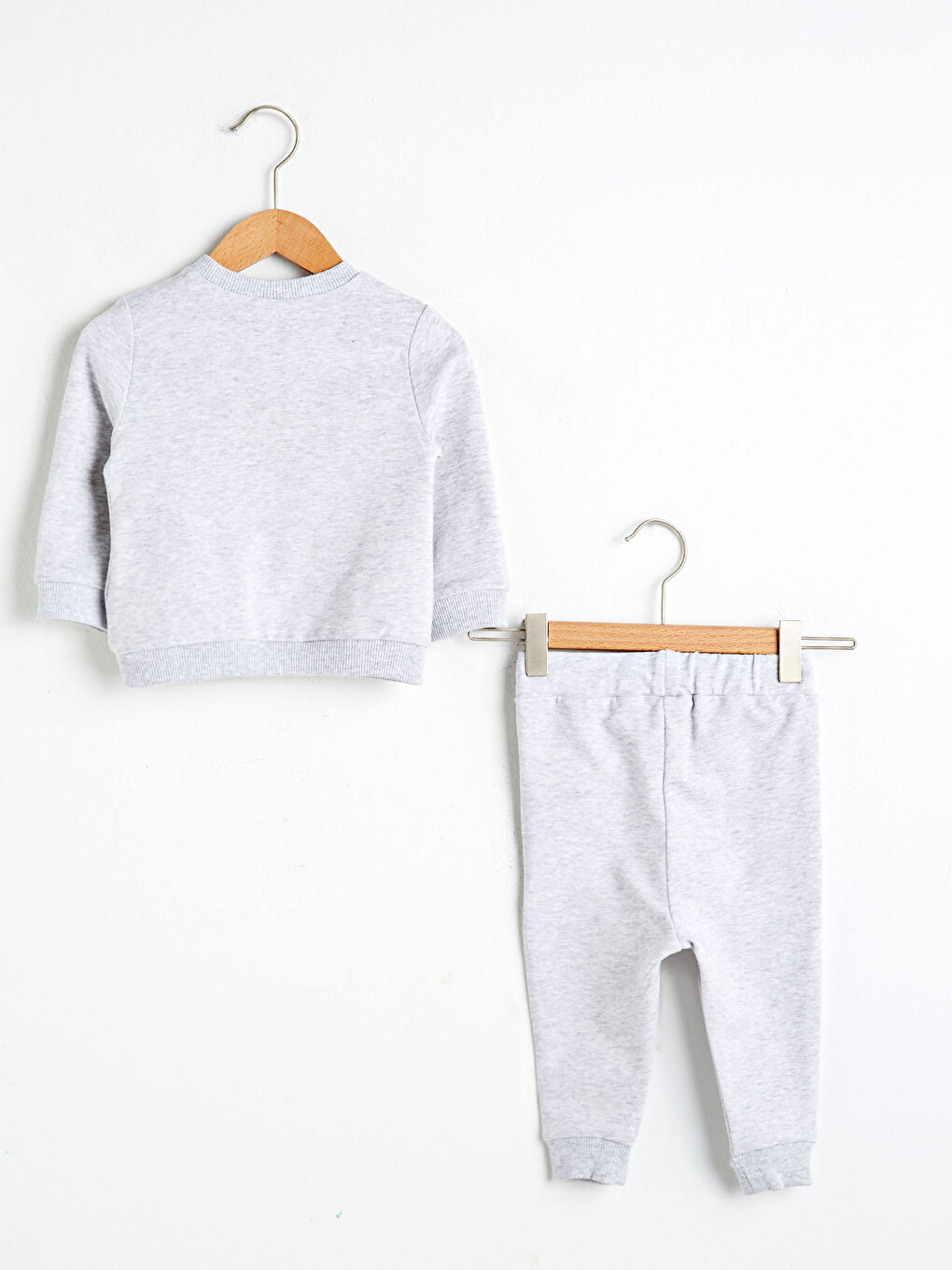 Комплект: Толстовка и спортивные штаны с принтом для мальчика-1