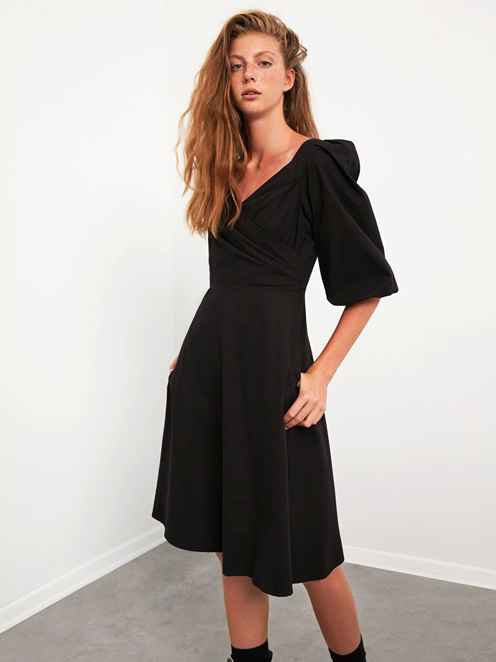 Crossed Neck Flared Dress-5