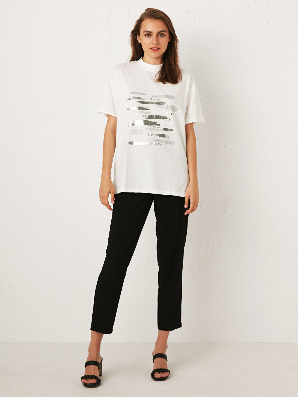LCWAIKIKI Classic Shiny Printed T-Shirt -0WDU64Z8-FEW