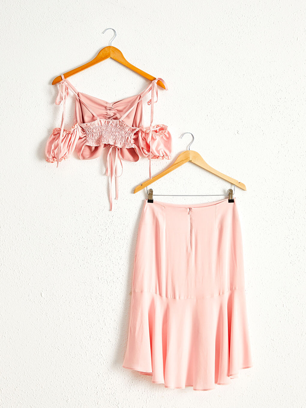 Pembe Fırfır ve Büzgü Detaylı Etek ve Bluz-5