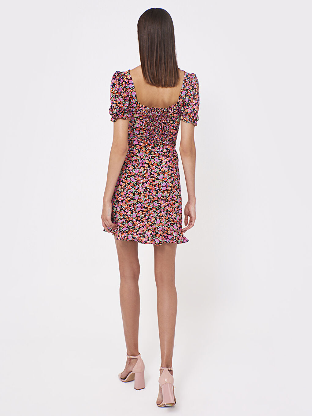 Yeşil Çiçek Desenli Fırfır ve Büzgü Detaylı Etek ve Bluz-1