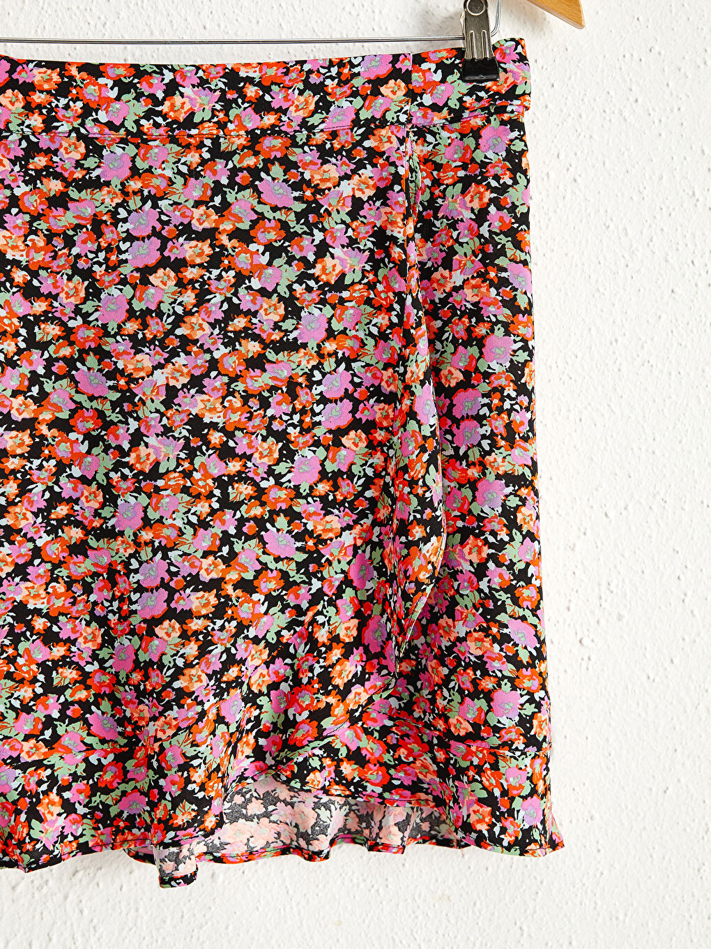 Yeşil Çiçek Desenli Fırfır ve Büzgü Detaylı Etek ve Bluz-6