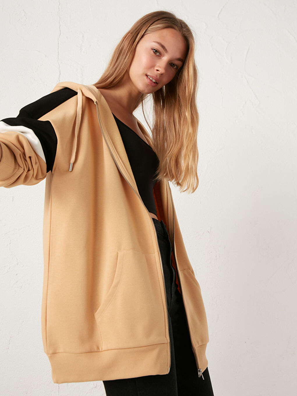 Ženska Debela Dukserica sa Kapuljačom i Rajsferšlusom-1