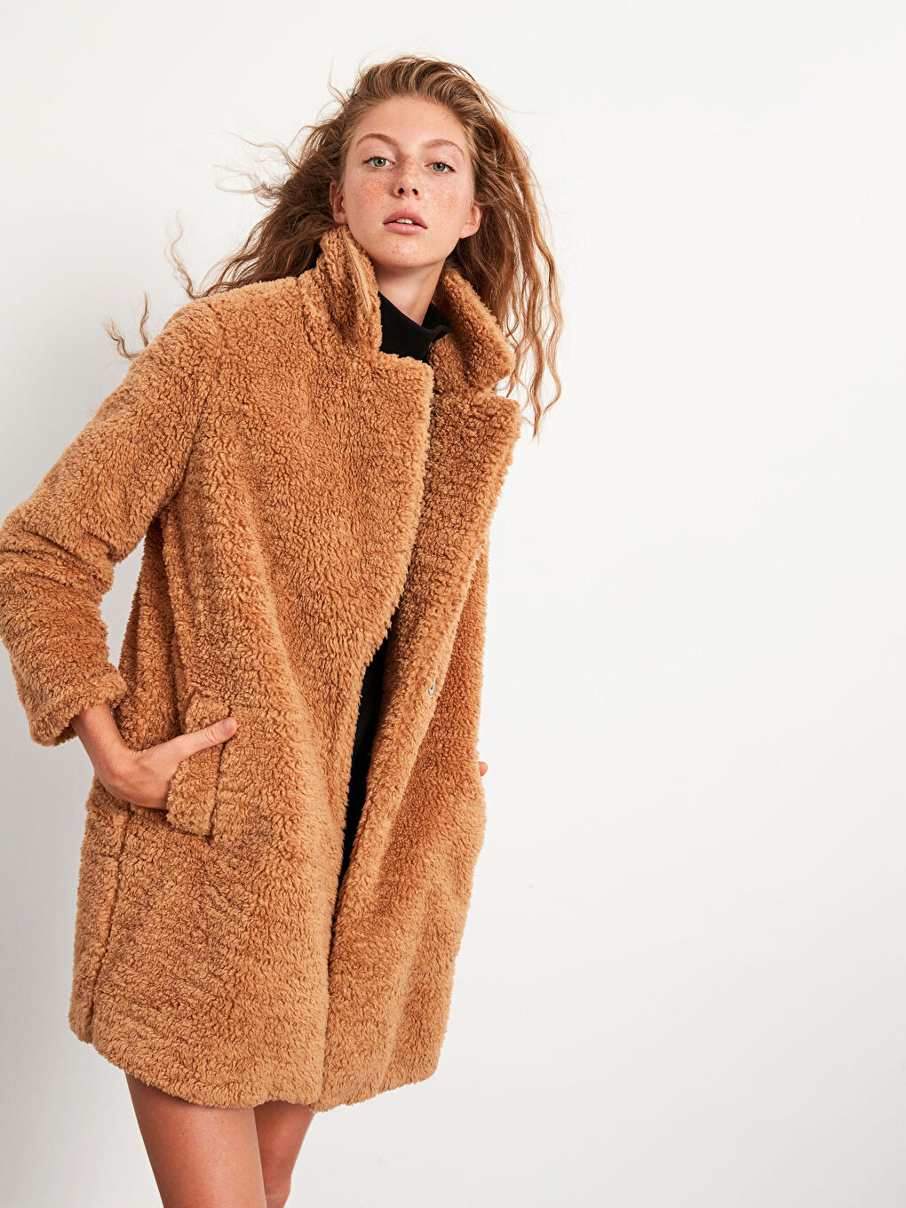 معطف قطيفة بياقة-2