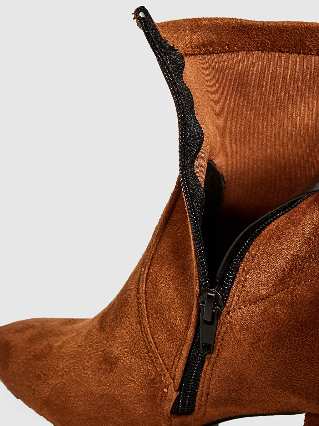 بوت نسائي بطول الكاحل من جلد شمواه-5