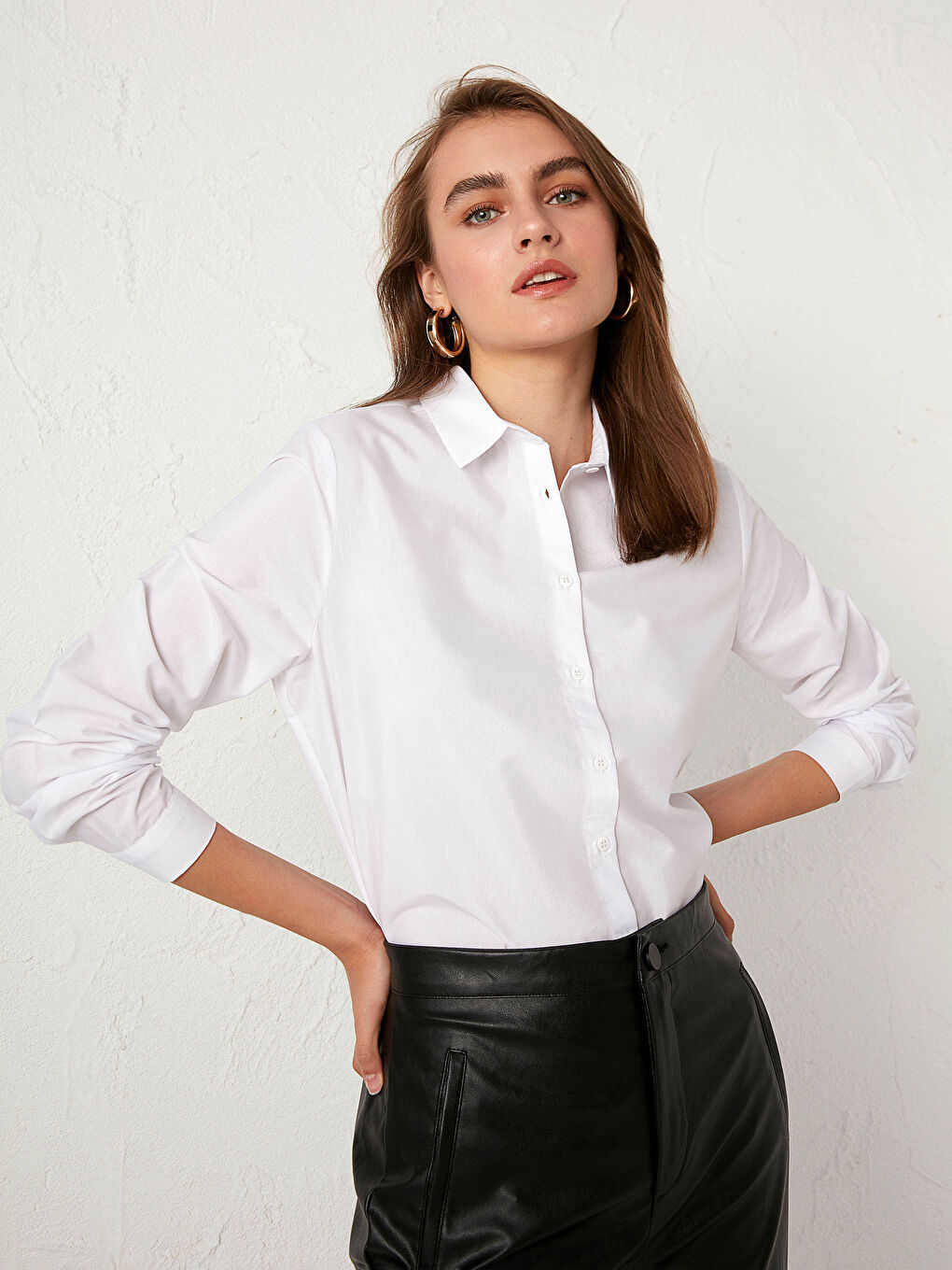 Chemise unie à manches longues