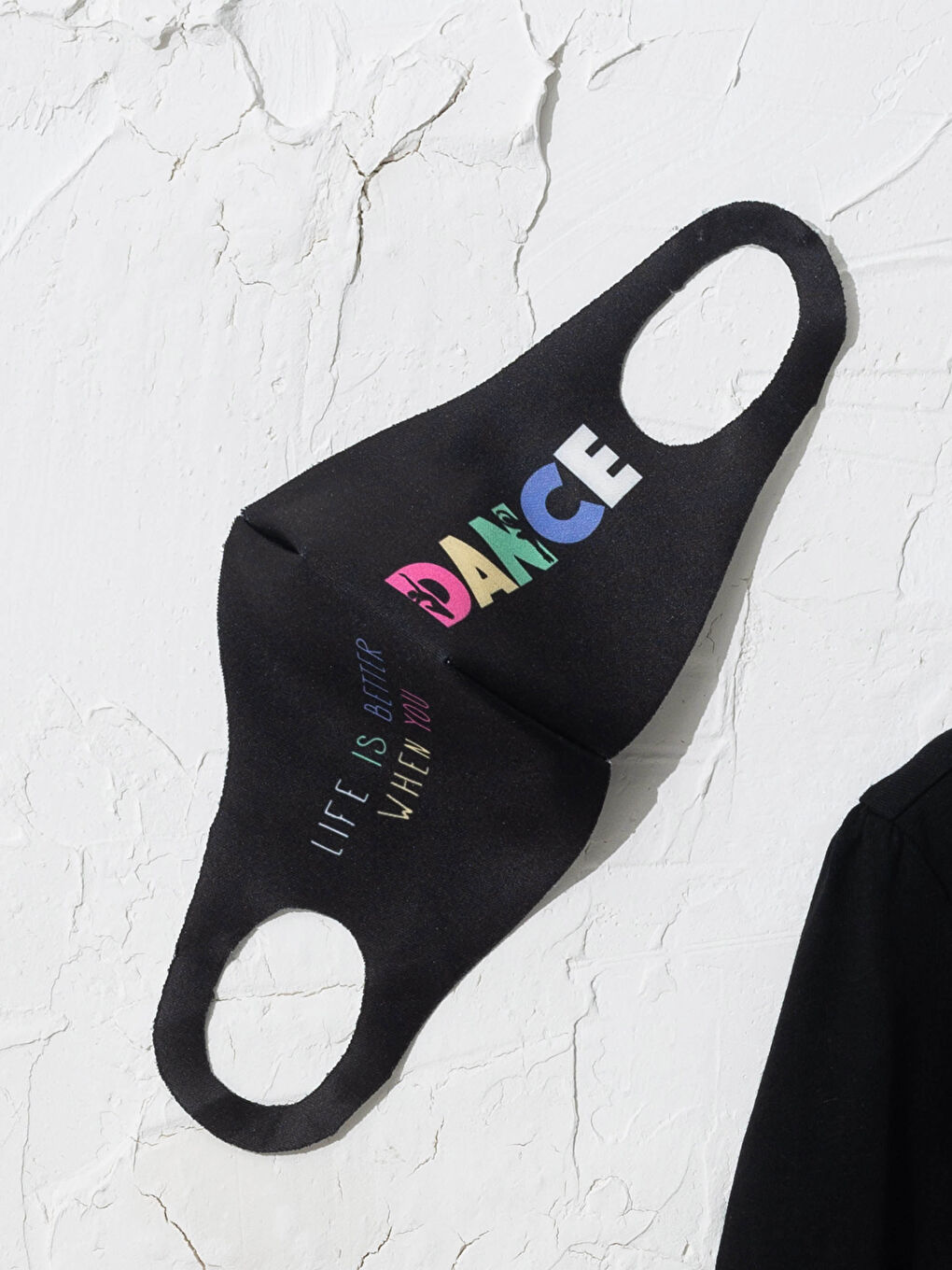 Bedrucktes Mädchen-T-Shirt und Maske-2