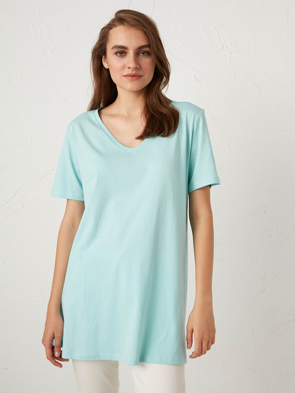 LCWAIKIKI Basic V-Ausschnitt Kurzarm T-Shirt für Damen -0WEA47Z8-QV7
