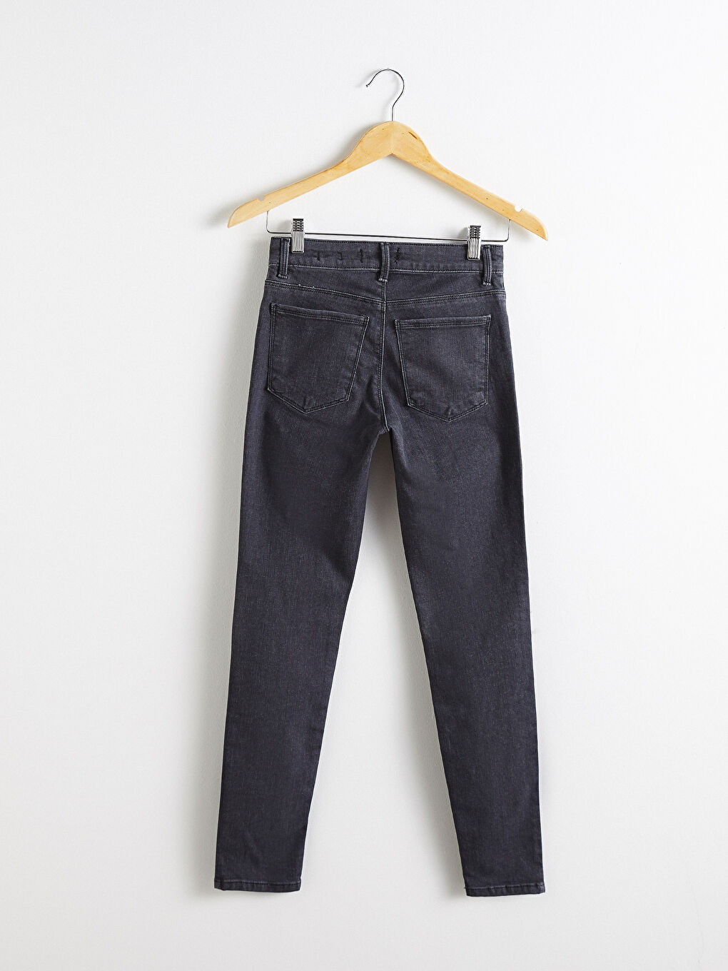 Джинсы Скинни Меркурий с Аппликацией-1