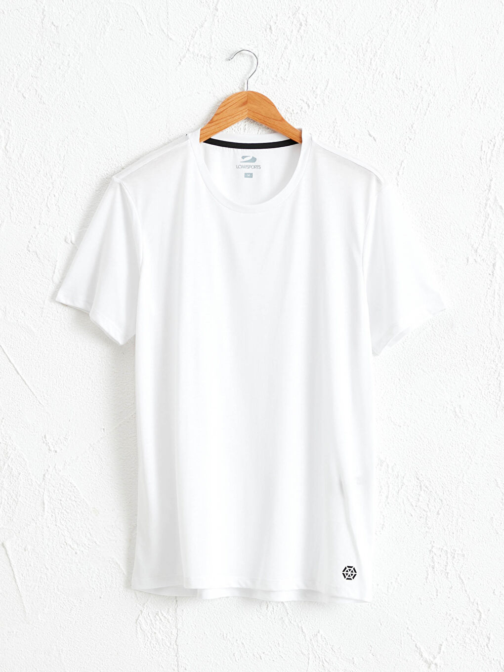 تيشيرت رياضي بياقة دائرية وقصة عادية