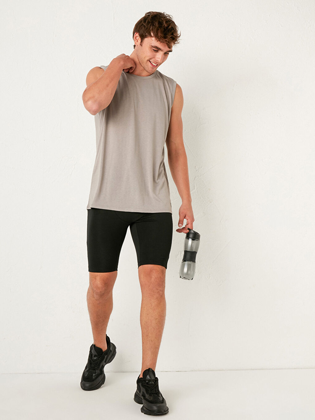 Siyah Standart Kalıp Aktif Spor Erkek Kısa Tayt