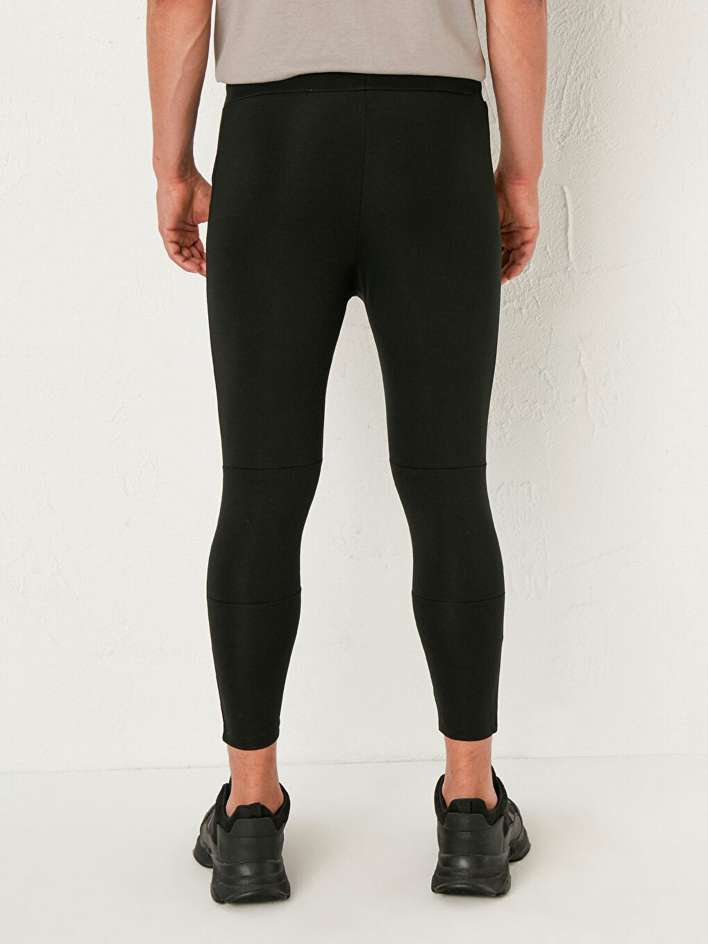 Siyah Standart Kalıp Aktif Spor Esnek Erkek Tayt-3