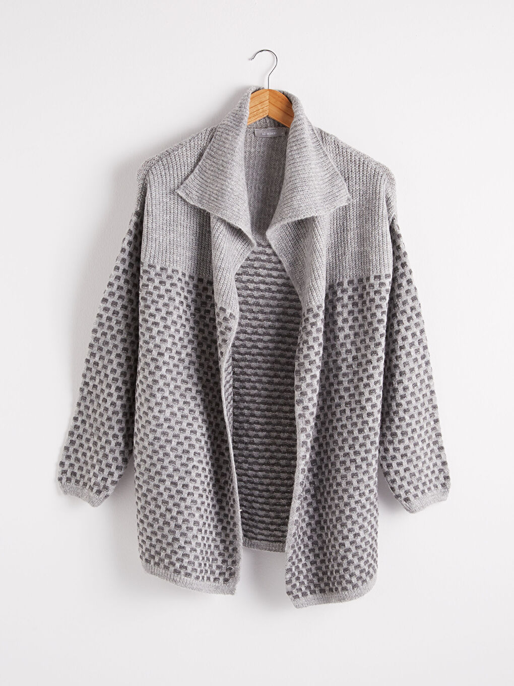 Gri Şal Yaka Uzun Kollu Kadın Triko Hırka-4