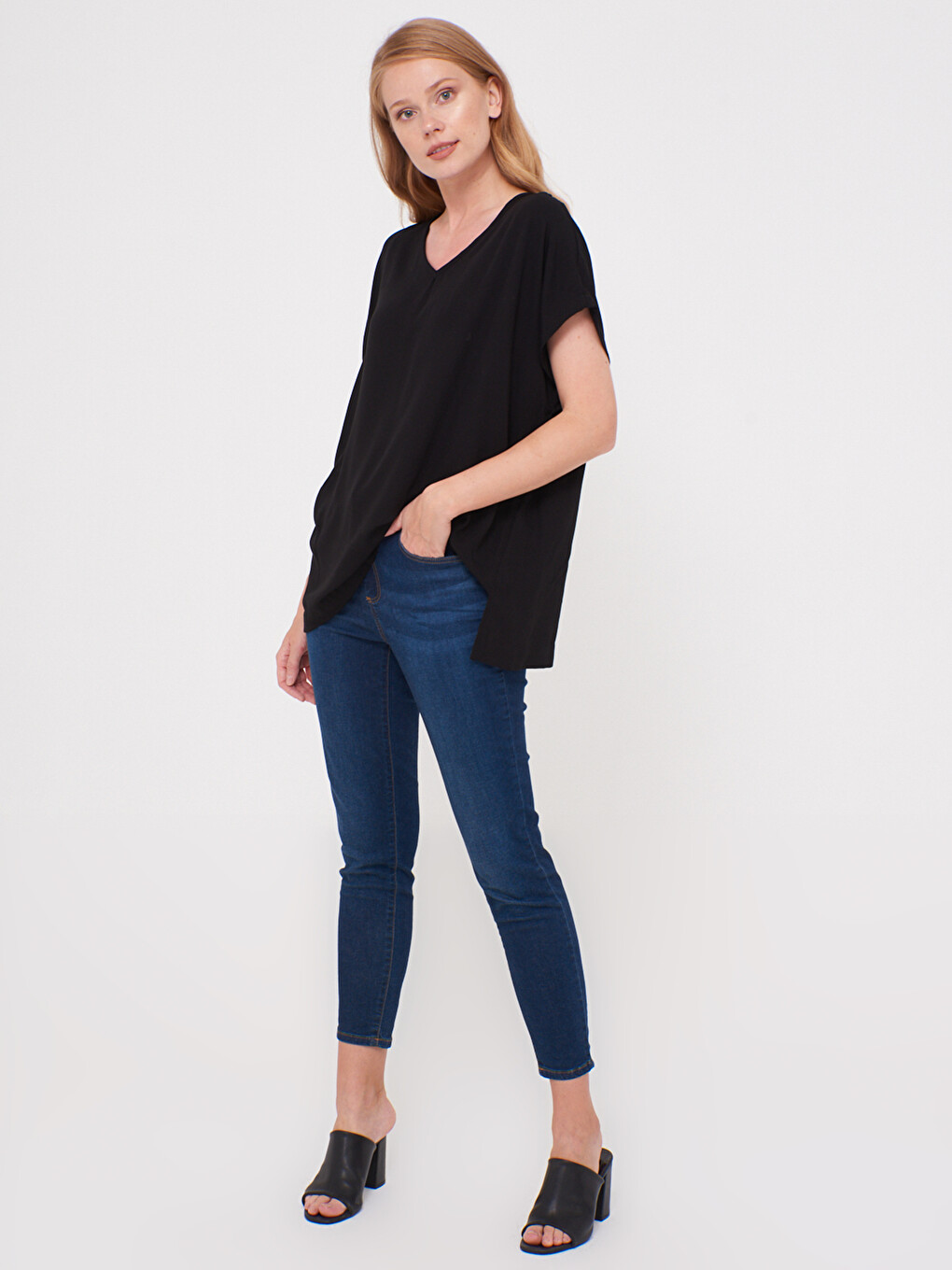 V-Neck Short Sleeve Women's T-Shirt-3