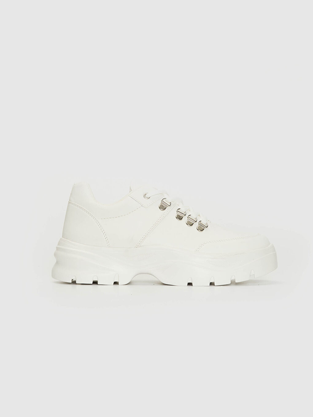 Beyaz Kadın Bağcıklı Sneaker