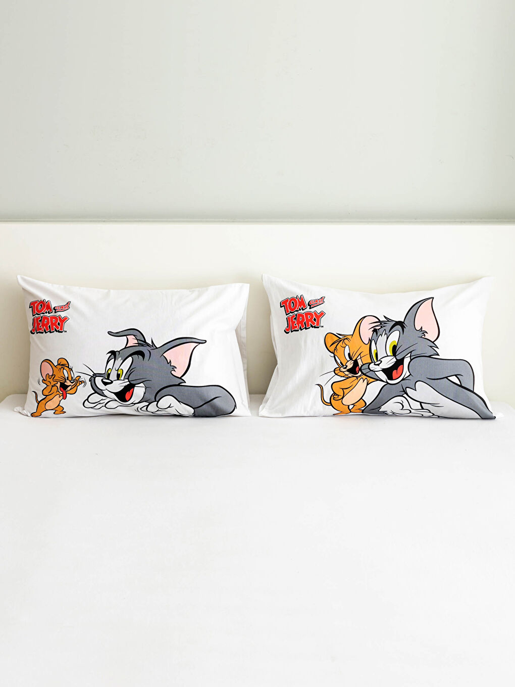 Child Tom and Jerry Licensed Pillow Cover 2-Piece-1