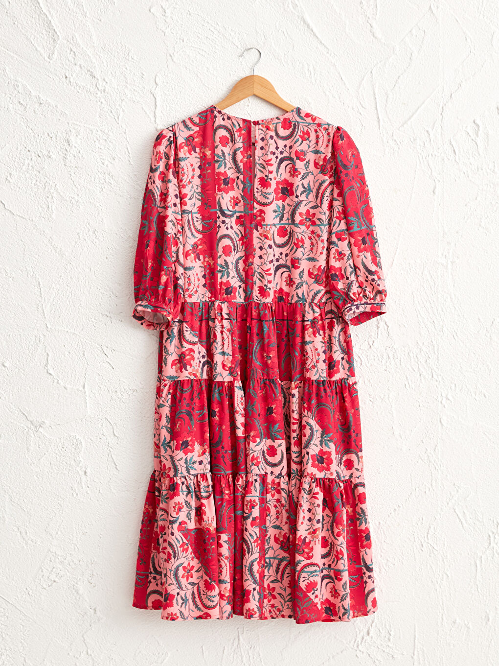 Kırmızı Çiçekli Kadın Elbise-5