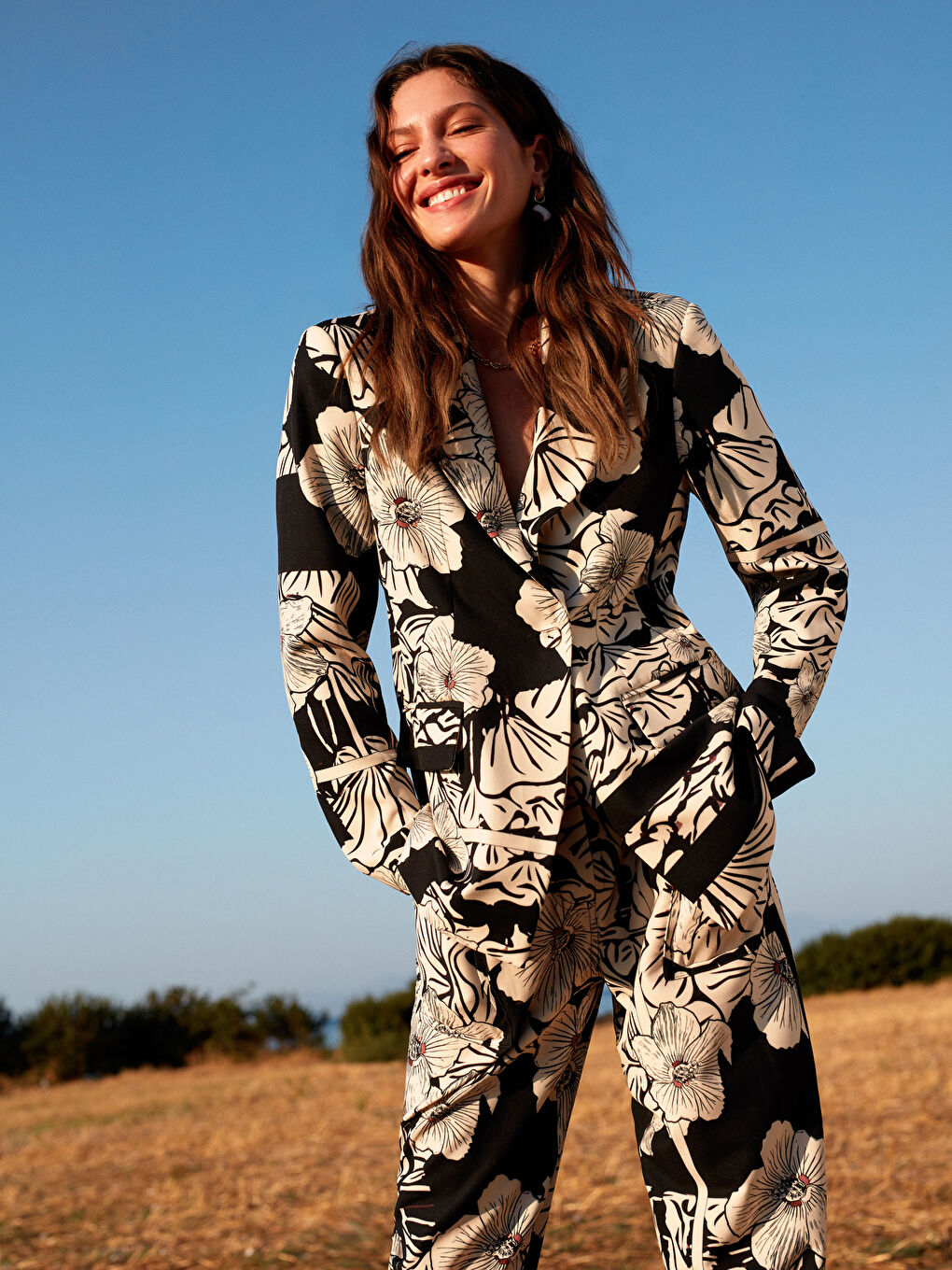 Siyah Çiçekli Kadın Blazer Ceket-5