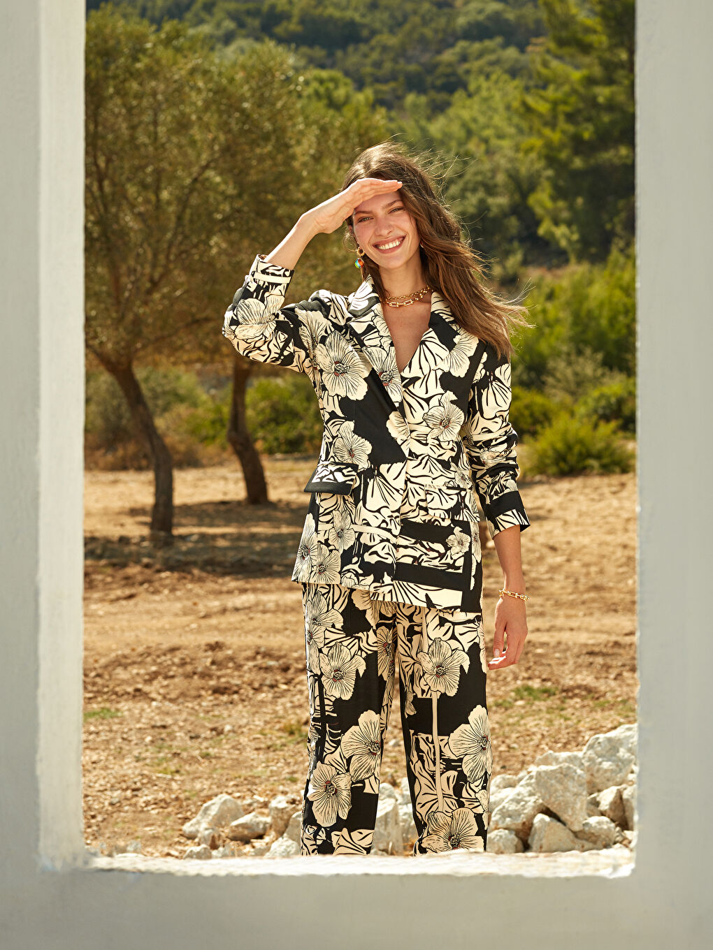 Siyah Çiçekli Kadın Blazer Ceket