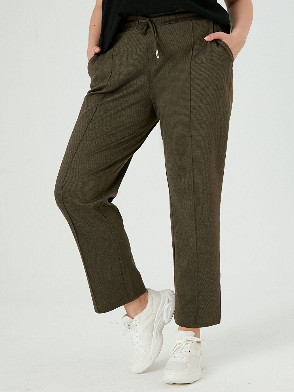 Спортивные брюки с эластичной резинкой на талии-3