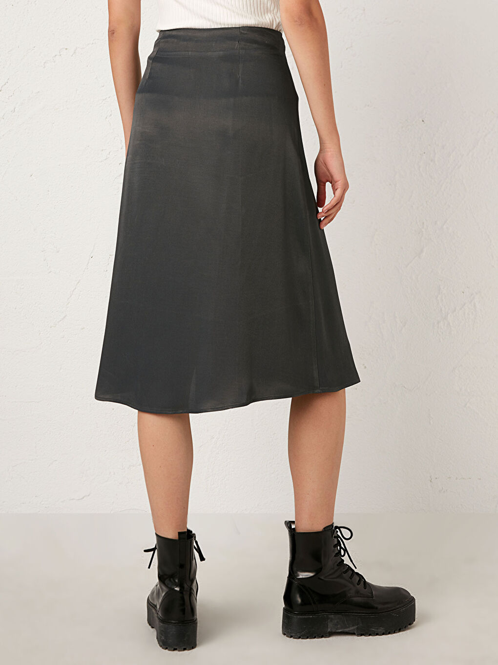 LCW Vision Standard Fit A-Line Women's Satin Skirt -0WES80Z8-R4Q