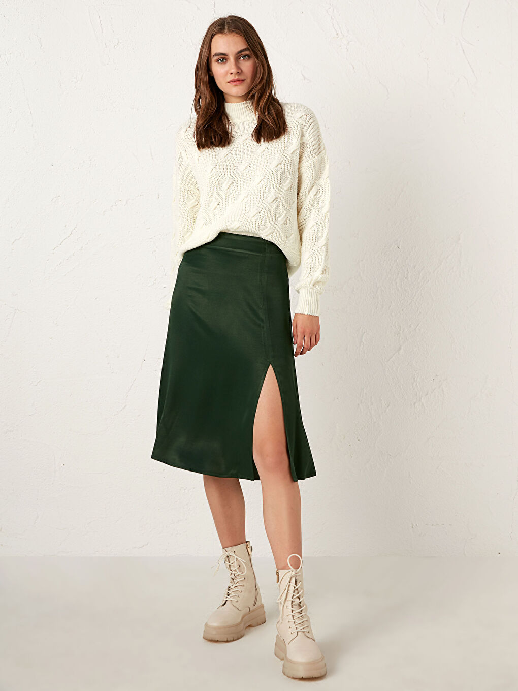 Standart Fit A Kesim Kadın Saten Etek-1