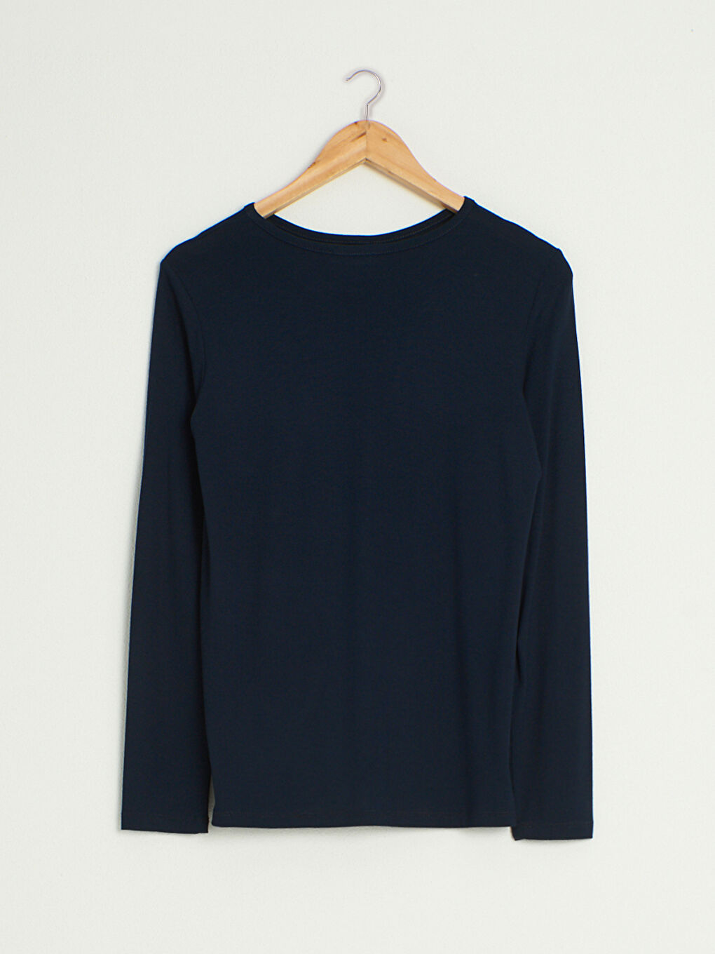 Lacivert Bisiklet Yaka Standart Fit Uzun Kollu Kadın Düğme Detaylı Tişört-1