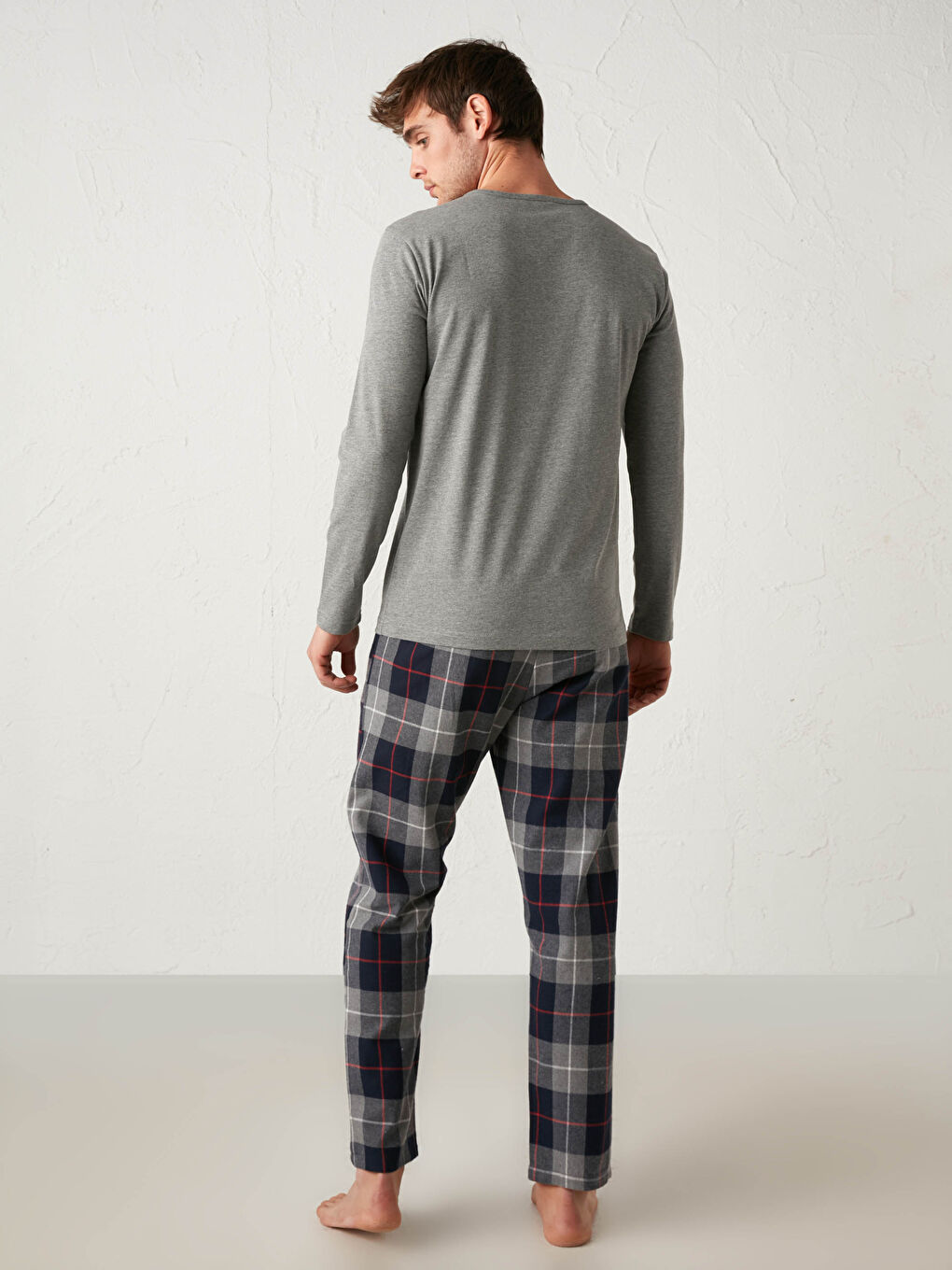 Gri Standart Kalıp Pijama Takımı-4