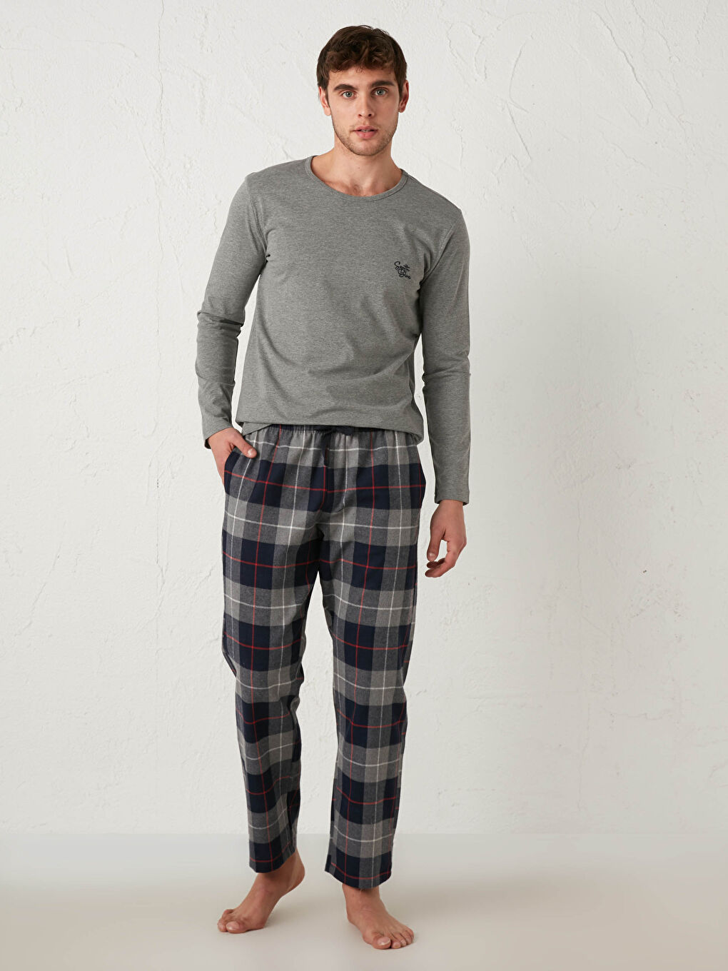 Gri Standart Kalıp Pijama Takımı