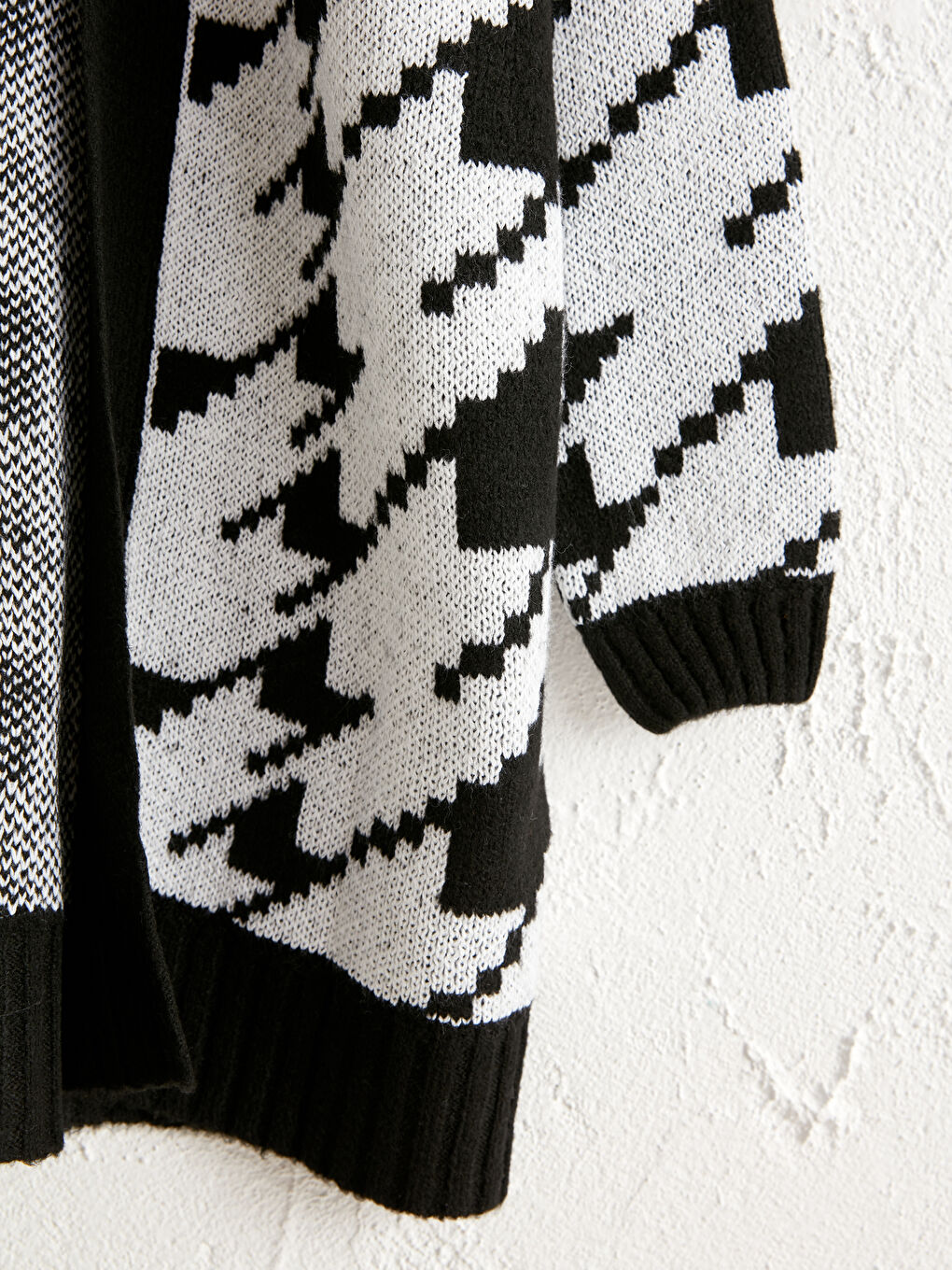 Ekru Desenli Uzun Triko Hırka-3