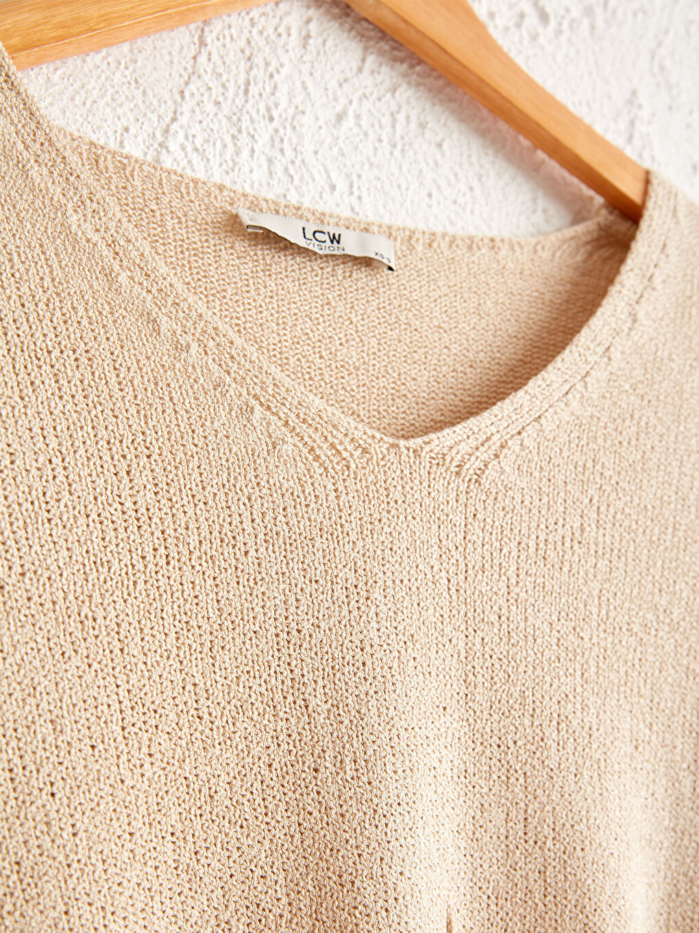 Однотонный Легкий Трикотажный Джемпер С V-Образным Вырезом-1