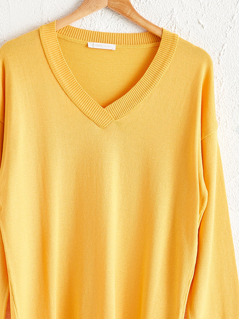 Однотонный Легкий Трикотажный Джемпер С V-Образным Вырезом-2