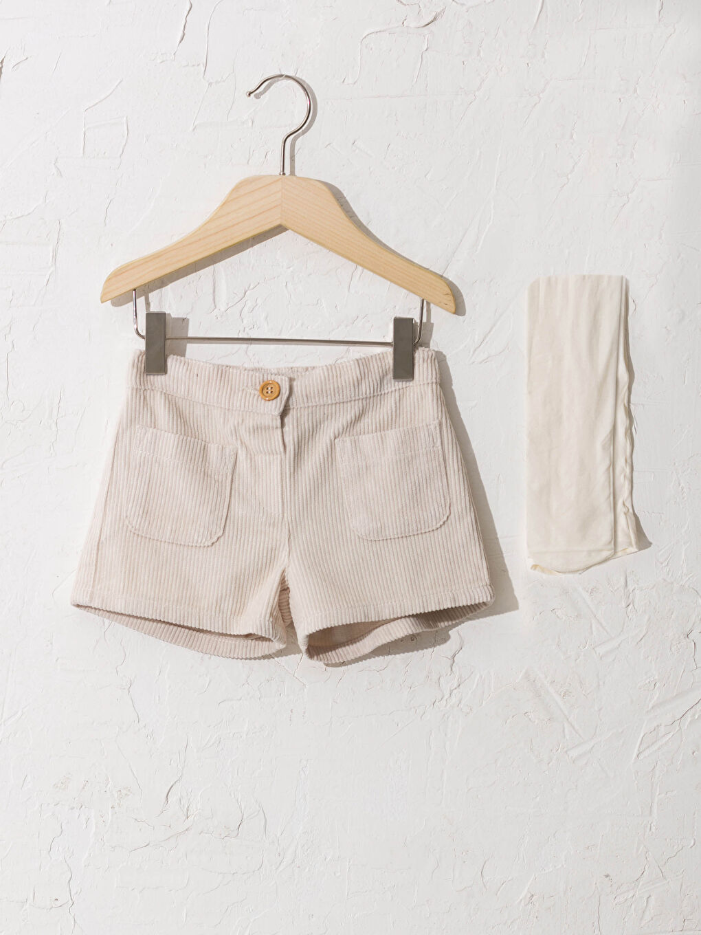 LCW baby Baby Mädchen Samt Shorts und Strumpfhosen -0WFD60Z1-FVU