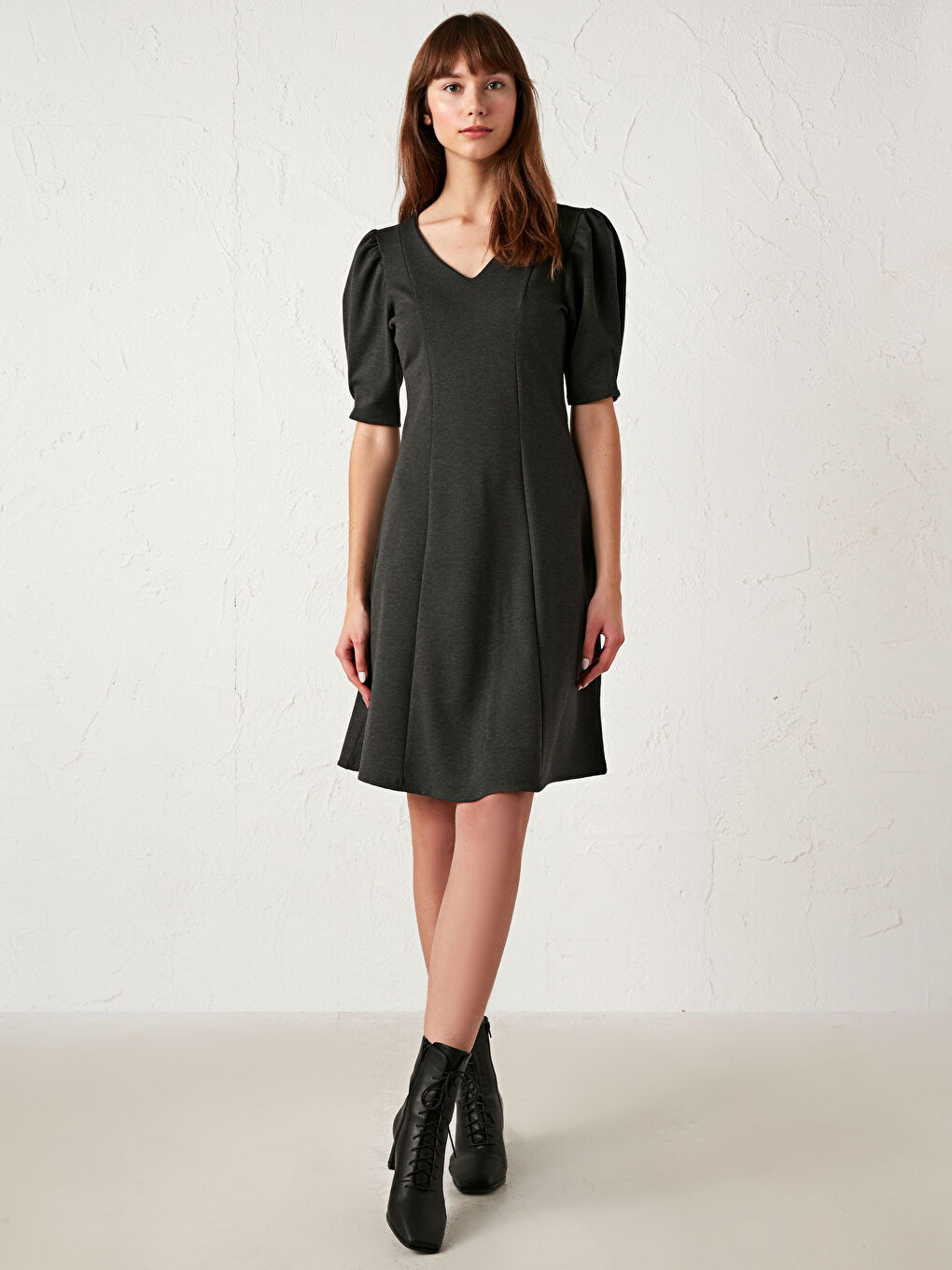 Thinning Effect Balloon Sleeve Viscose Dress-2