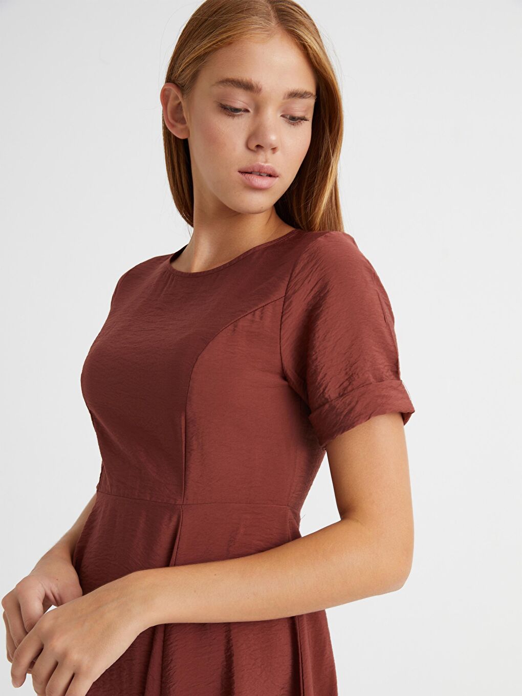 Kahverengi Yaka Detaylı A Kesim Elbise-5