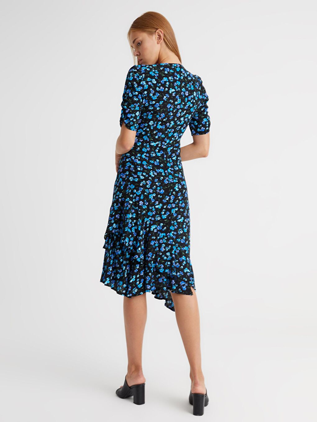 Çiçek Desenli Asimetrik Viskon Elbise-3