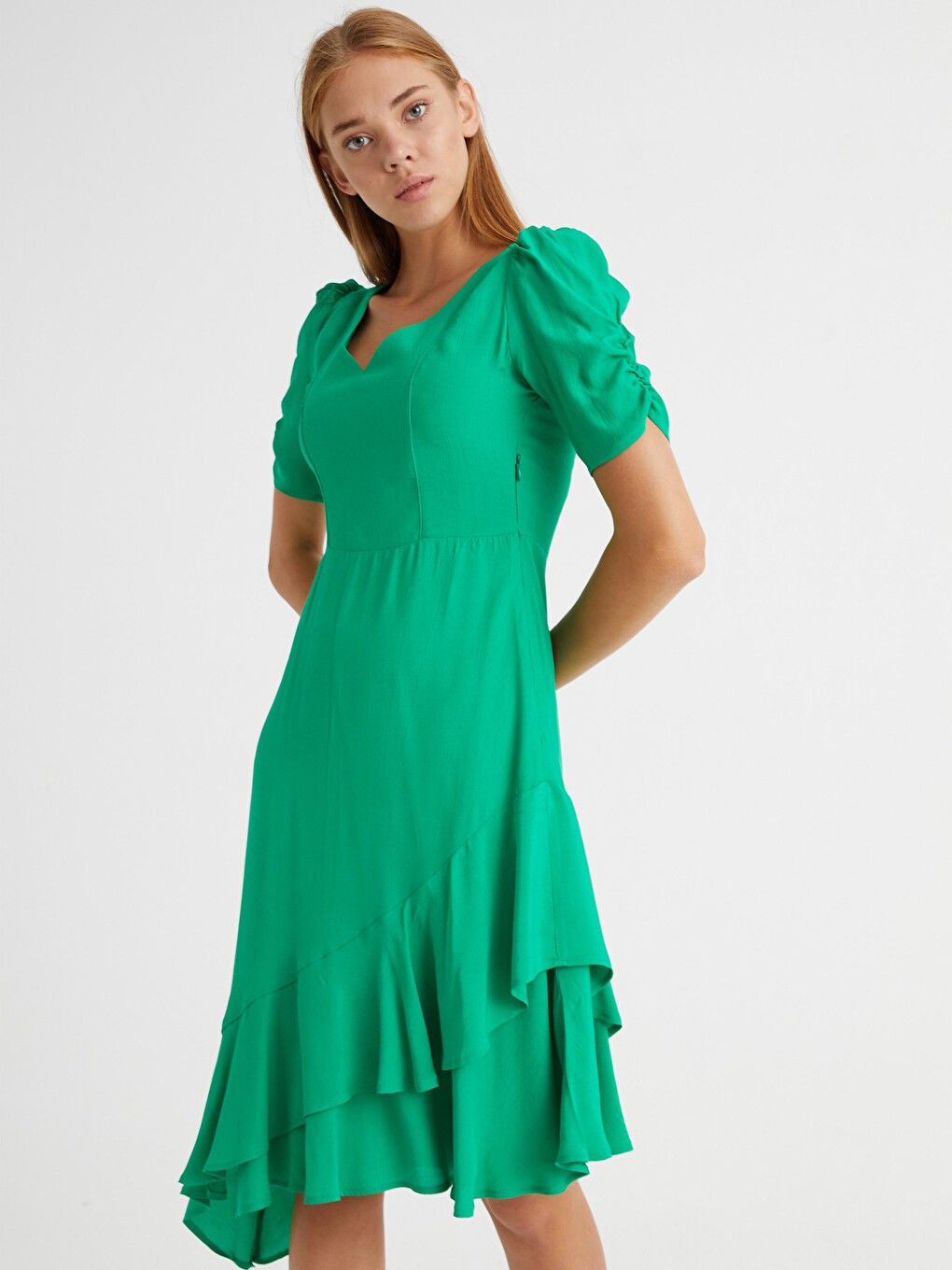 Rochie Asimetrică cu Volane-2