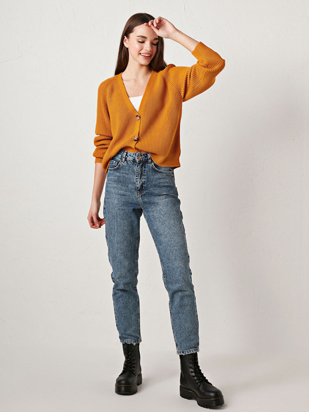 Sarı V Yaka Akrilik Triko Hırka-3