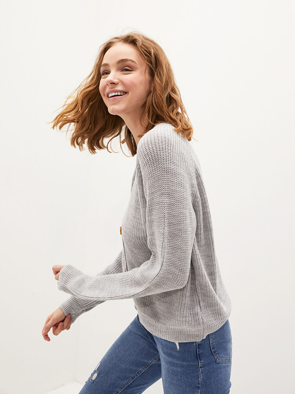 Gri V Yaka Akrilik Triko Hırka-4