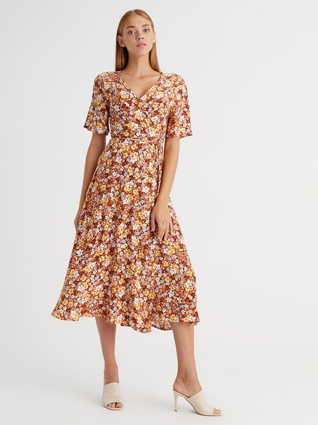 Haljina od viskoze sa dvorednim kopčanjem-2