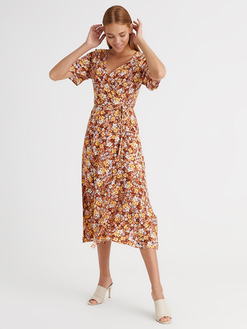 Haljina od viskoze sa dvorednim kopčanjem-1