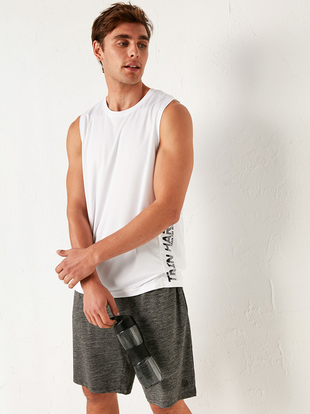 Beyaz Baskılı Bisiklet Yaka Erkek Kolsuz Tişört-1