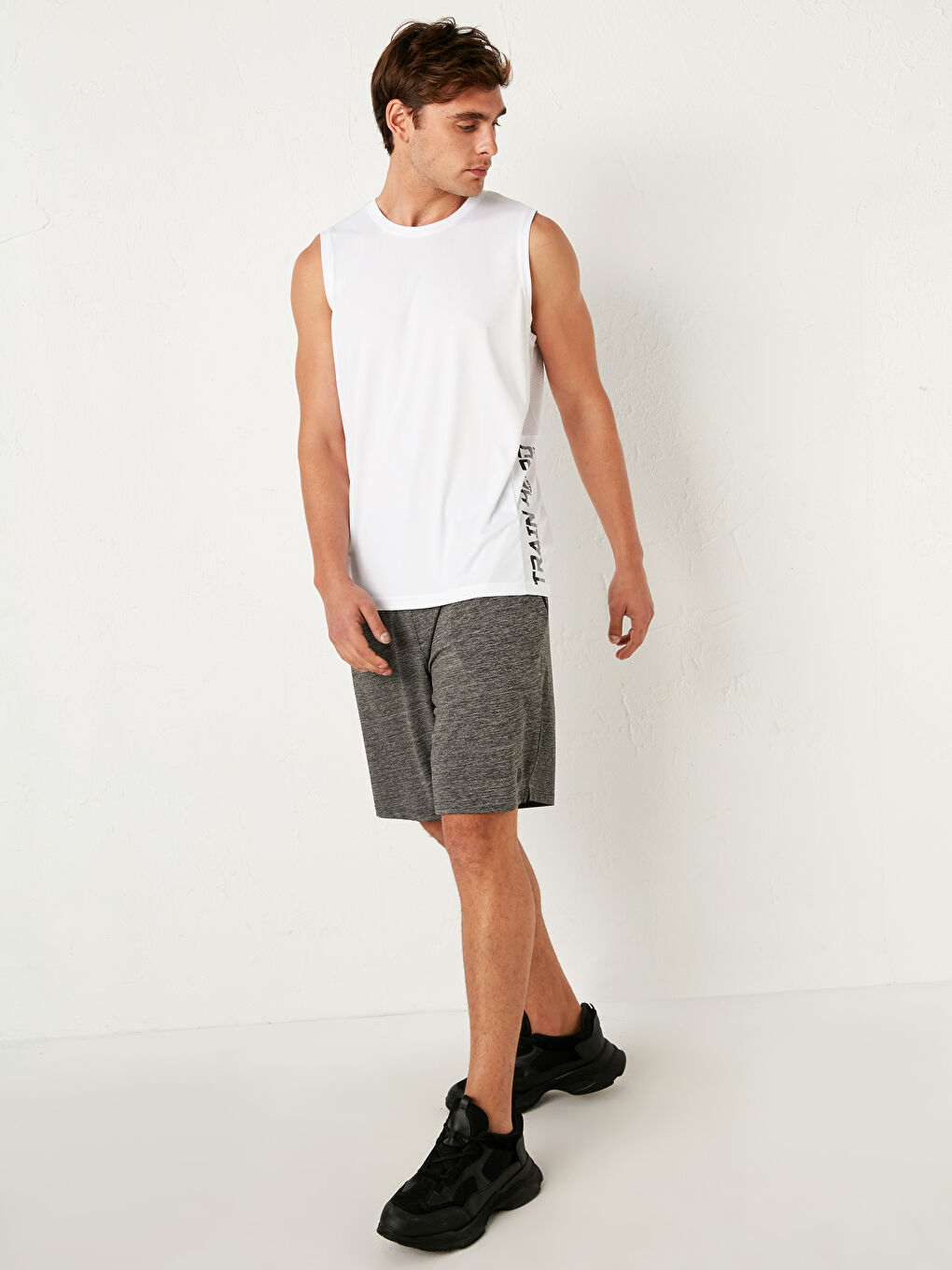 Beyaz Baskılı Bisiklet Yaka Erkek Kolsuz Tişört-5